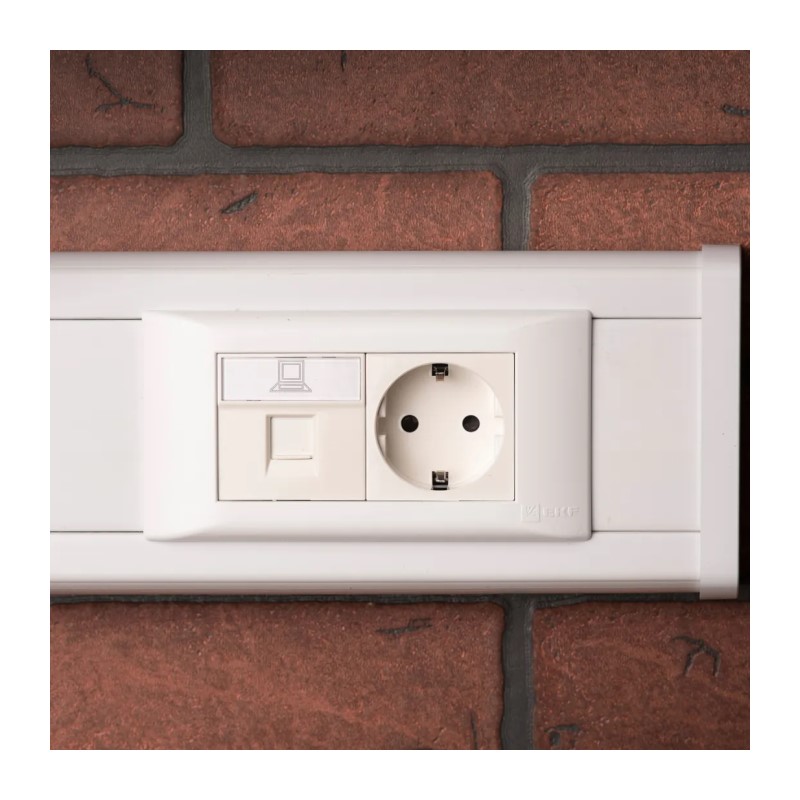 Кабель-канал парапетный с крышкой EKF, 105х50 мм, белый (2 м)